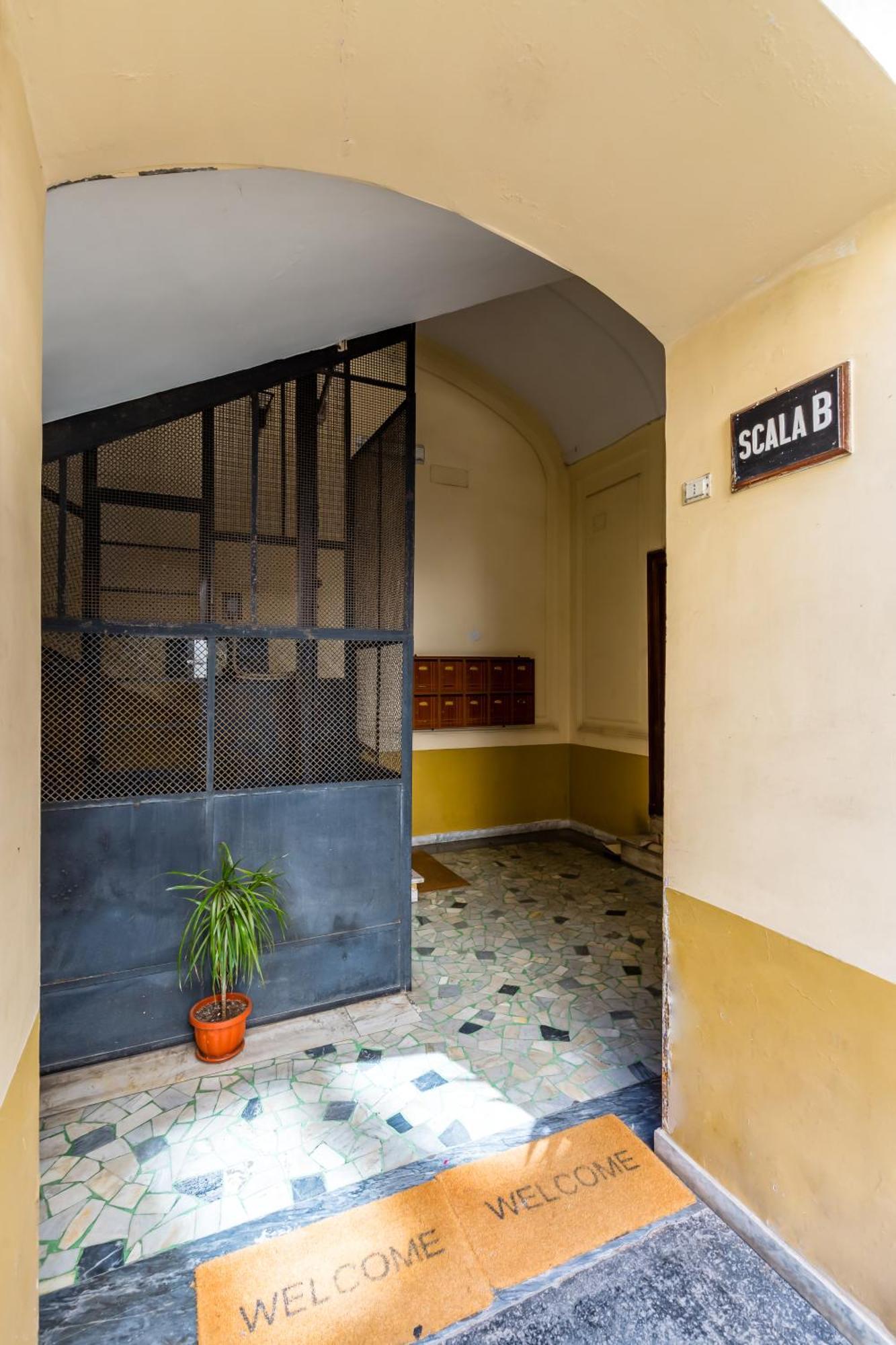 Apartamento Duomo Grand Family Loft Nápoles Exterior foto